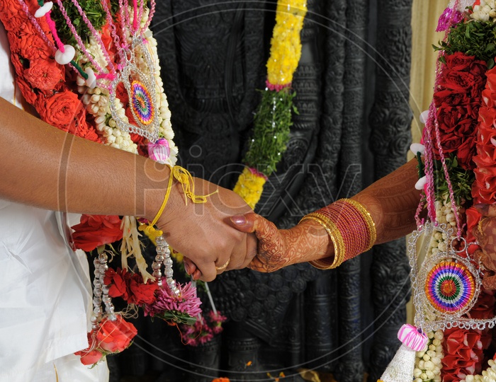 Traditional Hindu wedding ceremony