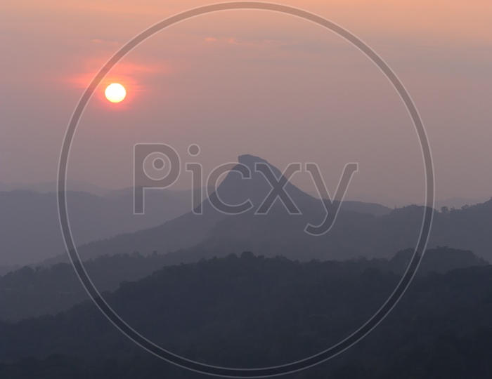 Beautiful Sunrise image capture in Munnar