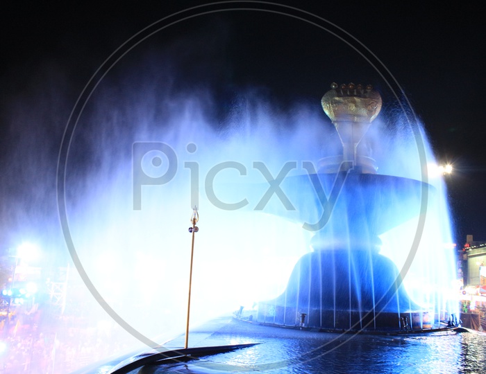 Water Fountain and Shivalingam At Rajahmundry pushkar Ghat