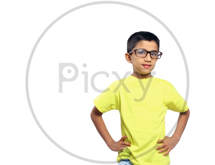 Indian Child on Eyeglass/Spects/Spectacles