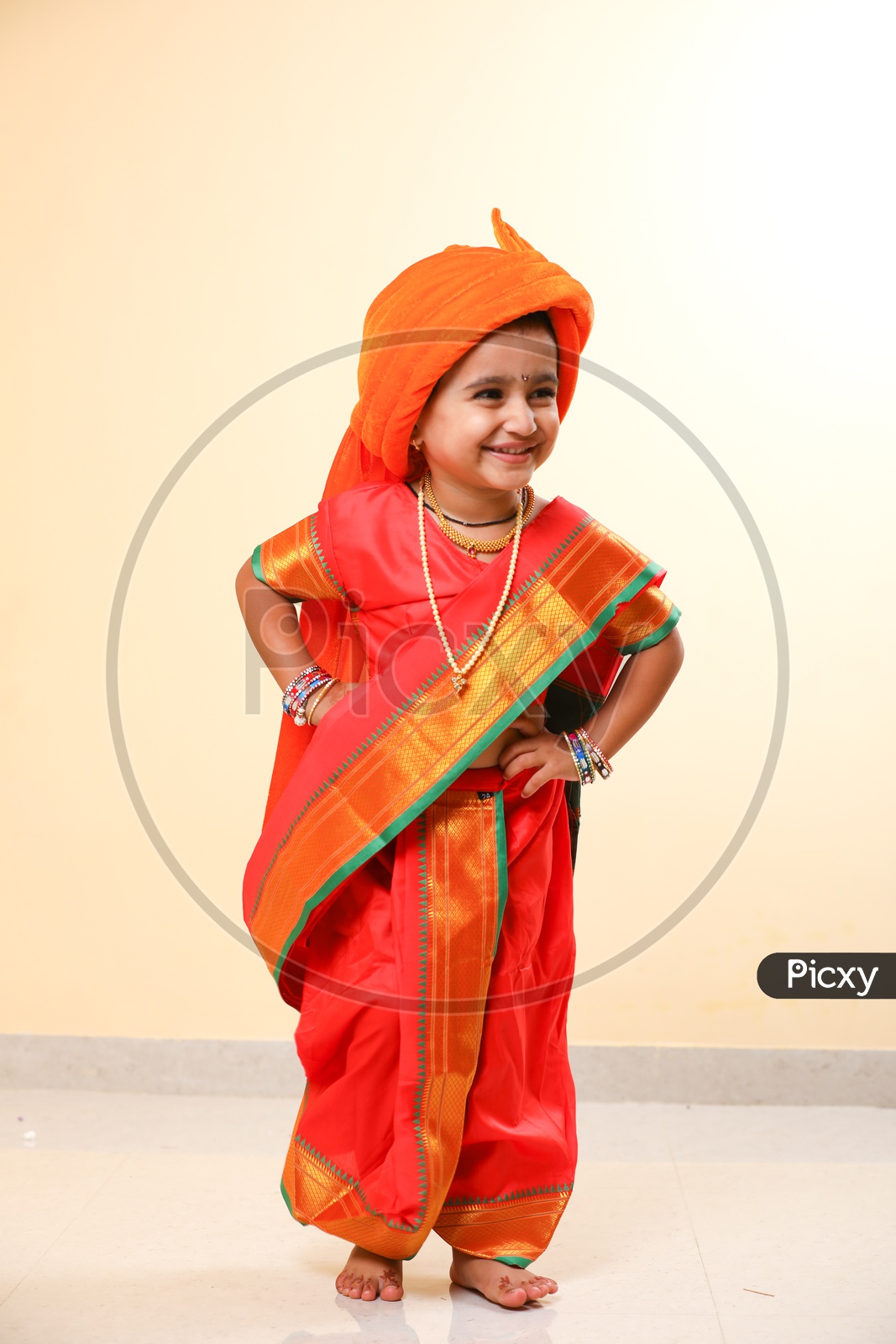 Indian girl dressed in Saree as a Marathi Woman Rani Lakshmi Bai