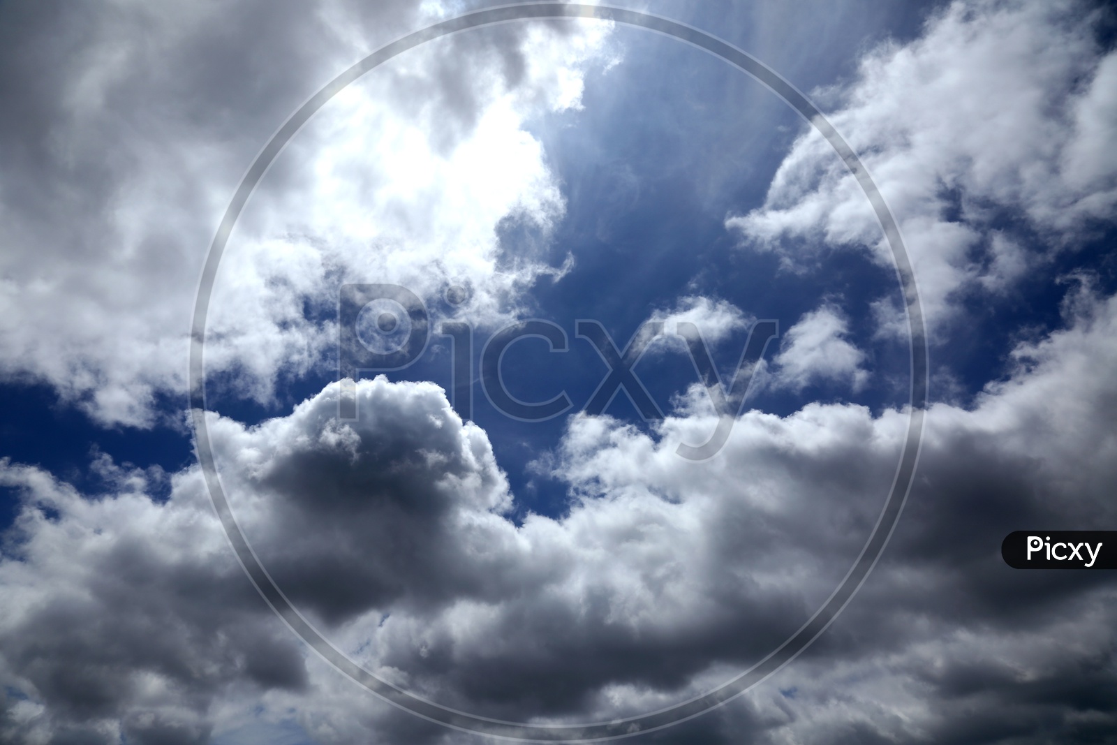 Landscape of Beautiful  blue sky with full of clouds
