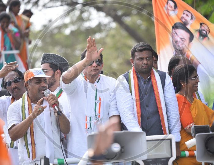 Mohammad Azharuddin  and  Rohit Reddy MLA Candidate Tandur For Peoples Front ( Mahakutami ) in a Roadshow As A Part of Election  Campaign For General Elections Telangana  2018