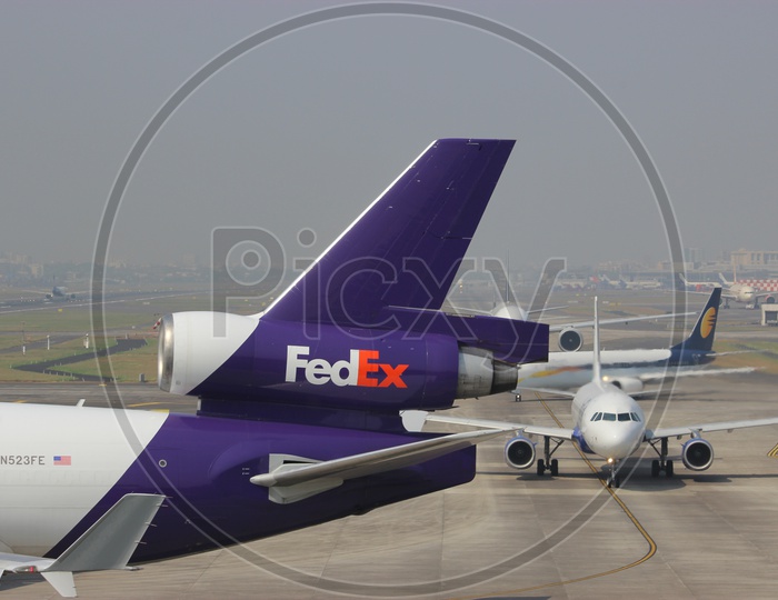 FedEx MD11F tail