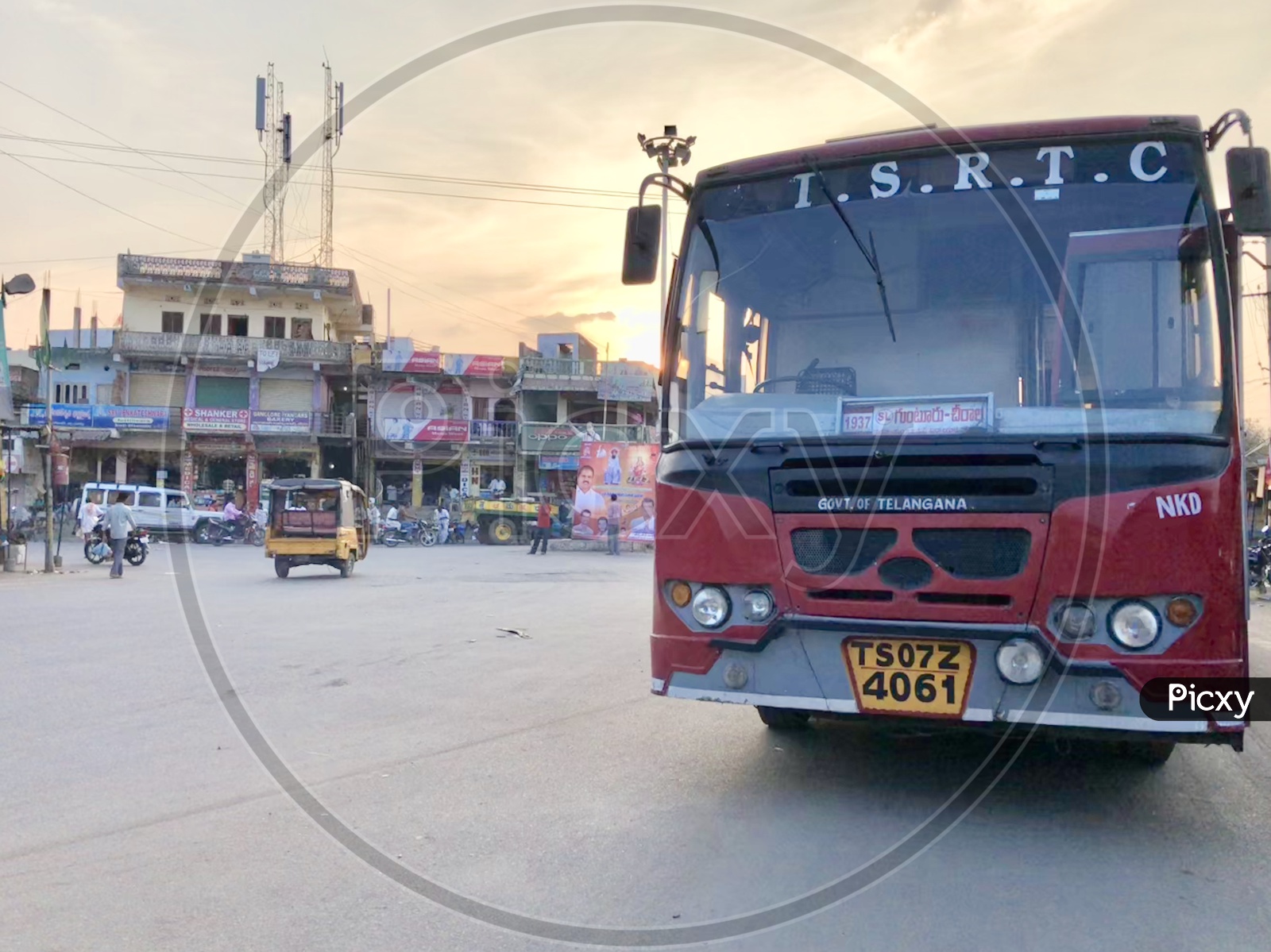 image-of-tsrtc-bus-that-goes-to-vijayawada-and-guntur-daily-from