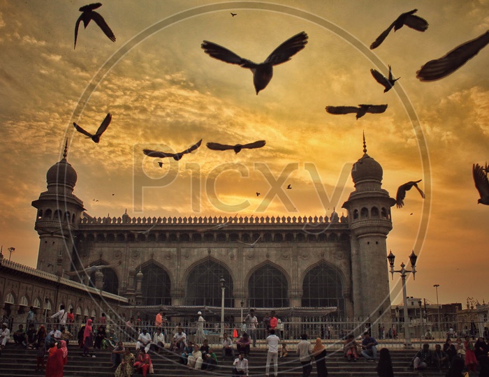 Mecca masjid during golden hour.