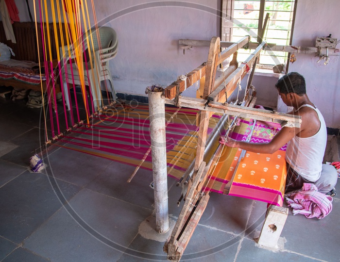 Pochampally Ikat saree weaving