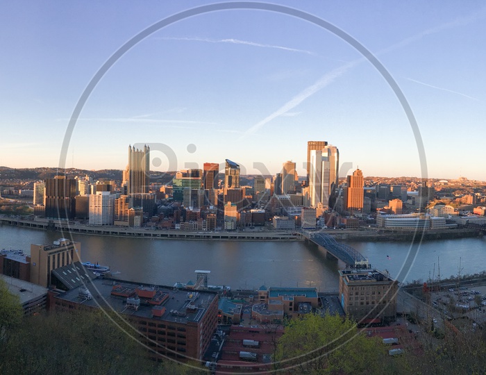 Panaromic shot of Pittsburgh City