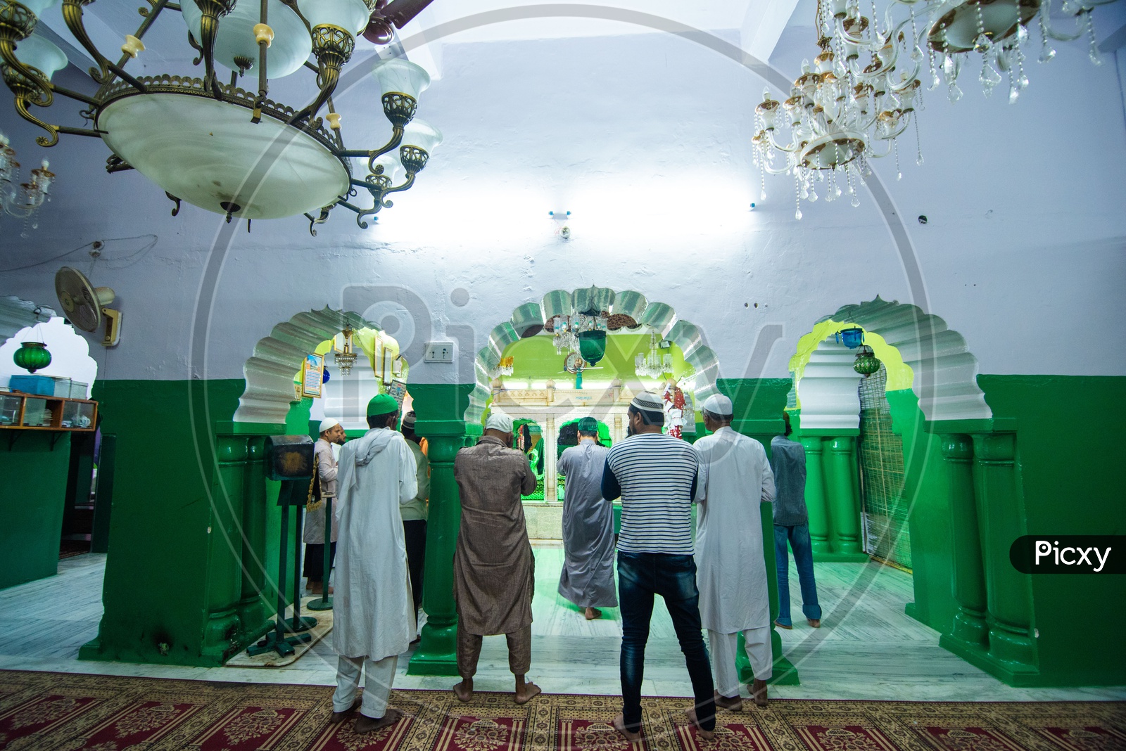 Prayers inside Pahadi Shareef  Dargah of Hazrath Syedna Baba Sharfuddin