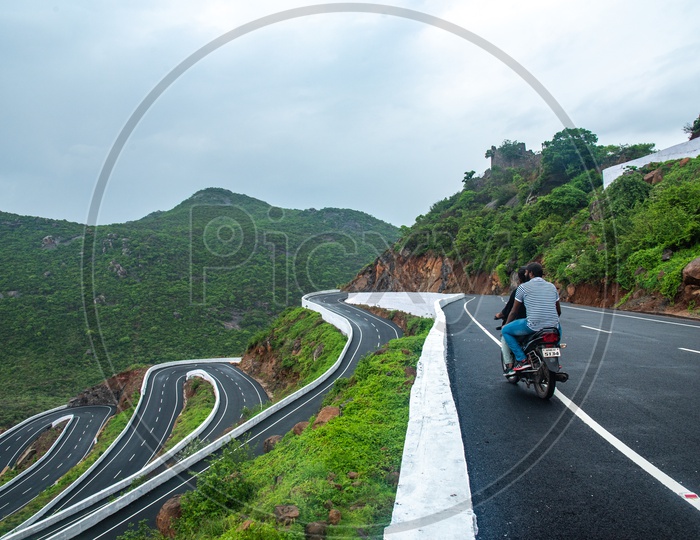 Tourists admiring the beauty of the Twisting/Turning ghat road of Kondaveedu