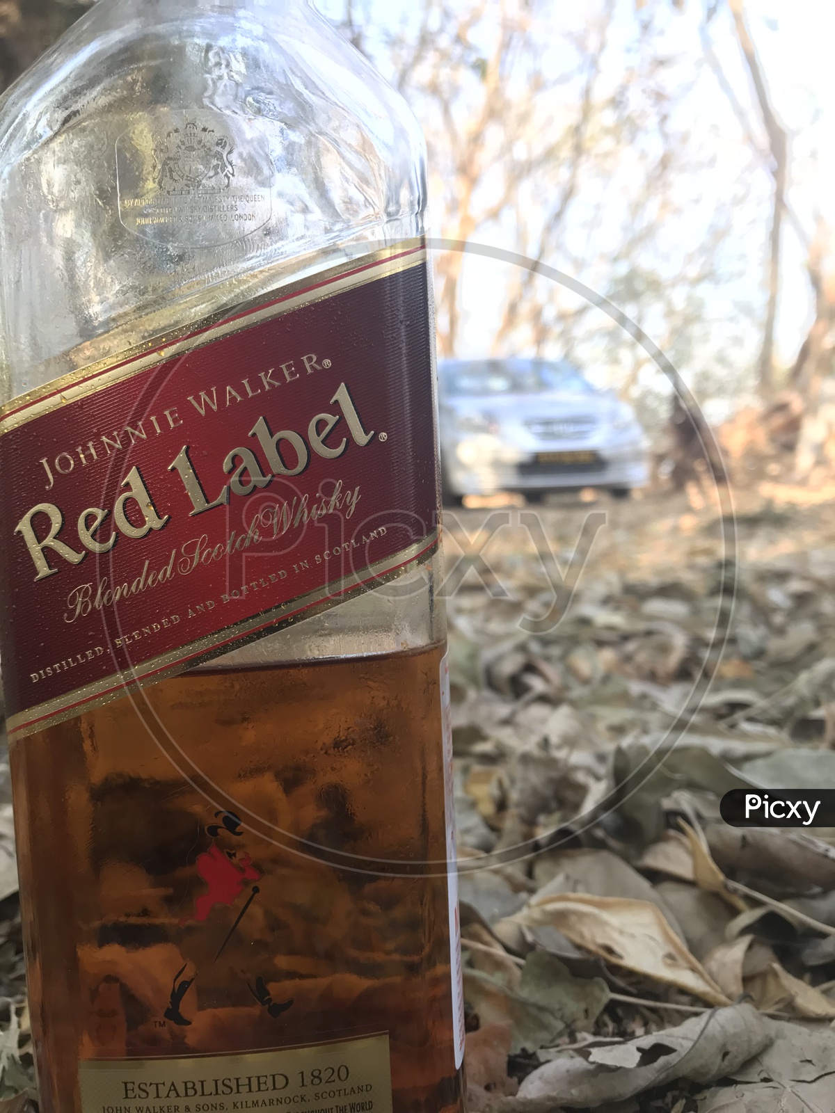 Red label, Alcohol