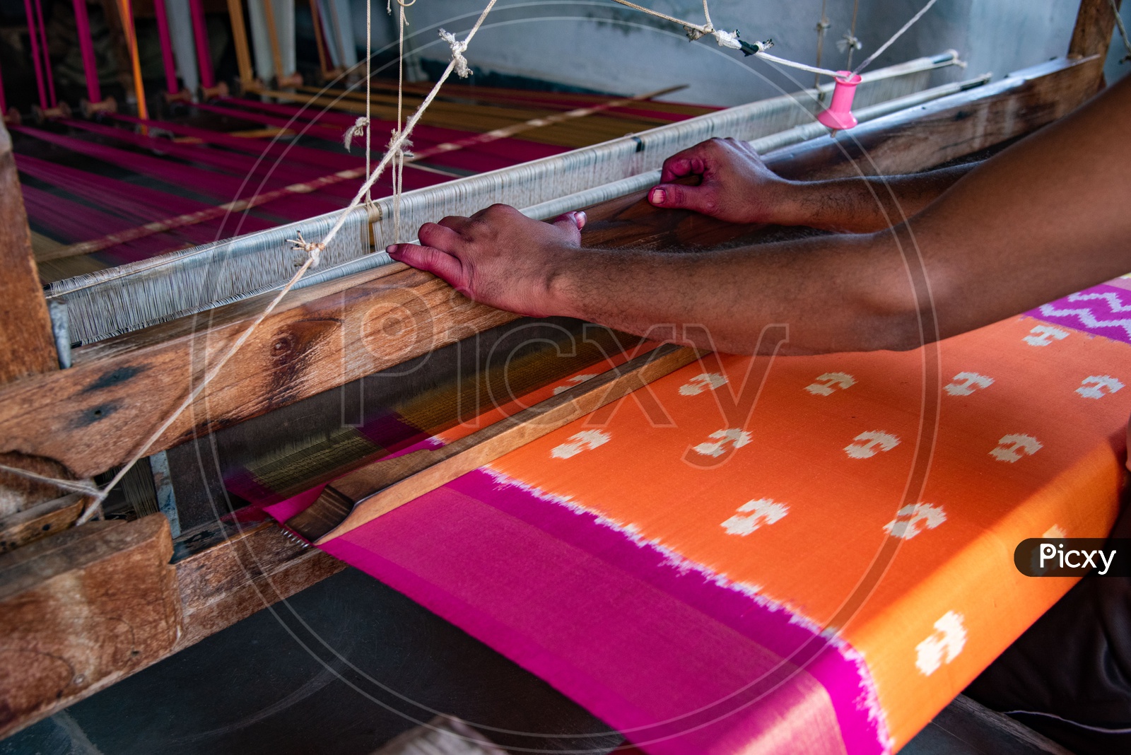 Ikat Handloom Saree Weaving