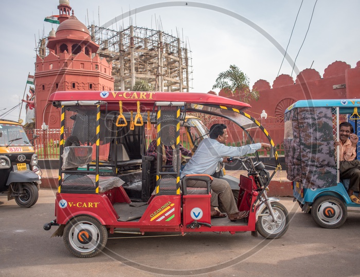 auto rickshaws in raipur