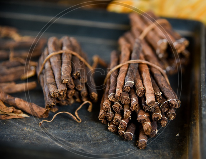 chutta tobacco Image of Cash On Cuban Cigars Stock Photo-DM194303-Picxy Ek dost ki shirt ,