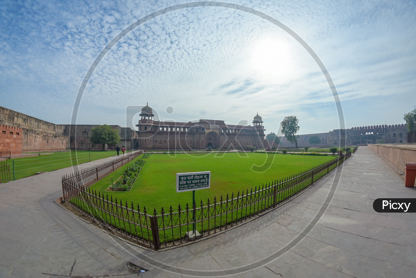 Jahangir Palace inside Agra Fort
