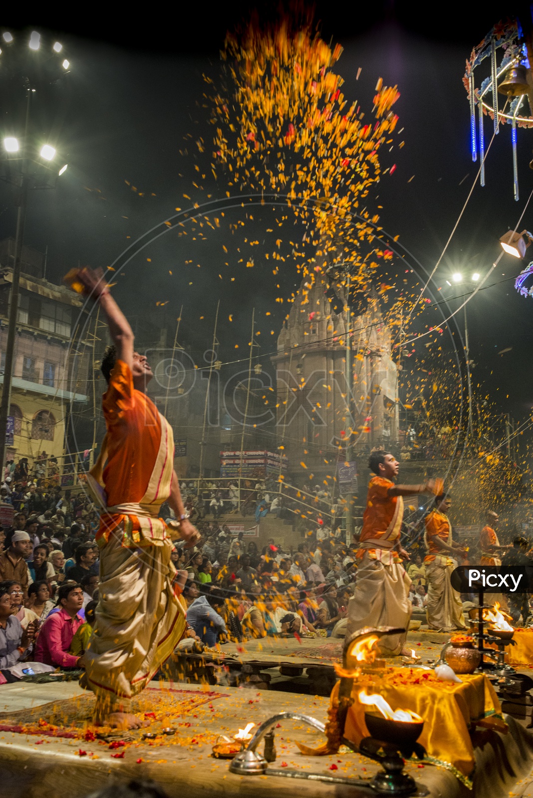 Best Ganga Aarti Pictures [HD] | Download Free Images on Unsplash