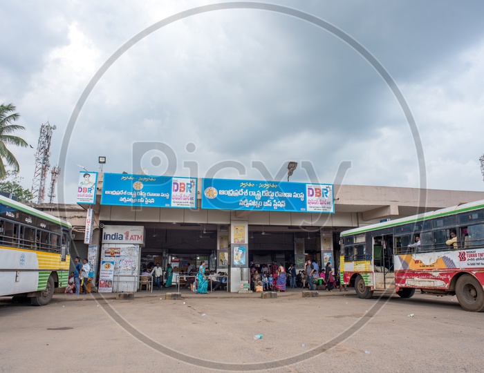 Narsipatnam bus stand