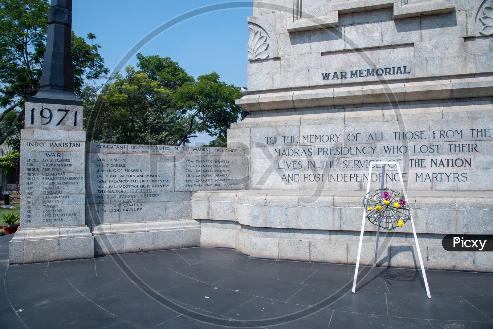 Victoria War Memorial,Kumarajar salai,Chennai