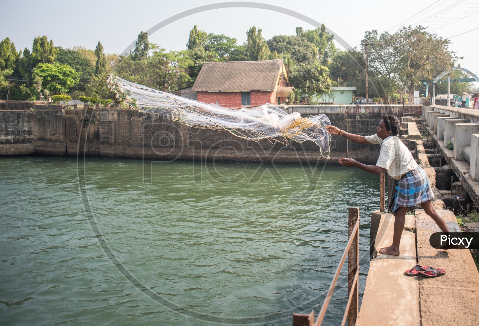 fisher man dowleswaram barrage