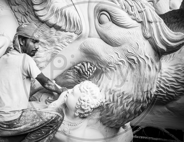 Making Ganapati in Dhoolpet