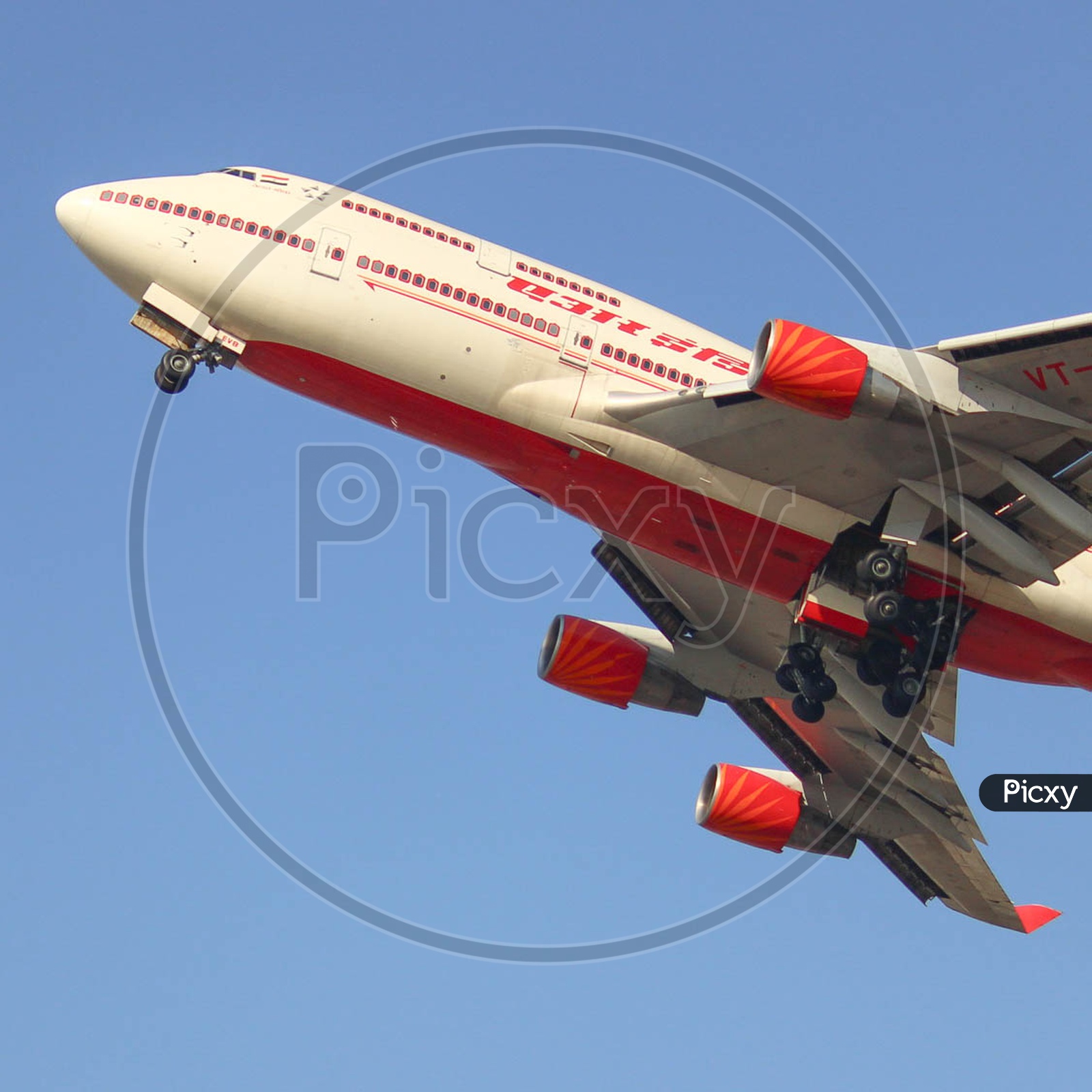Air India B747 taking off for its fight to hyderabad onward to Jeddah.