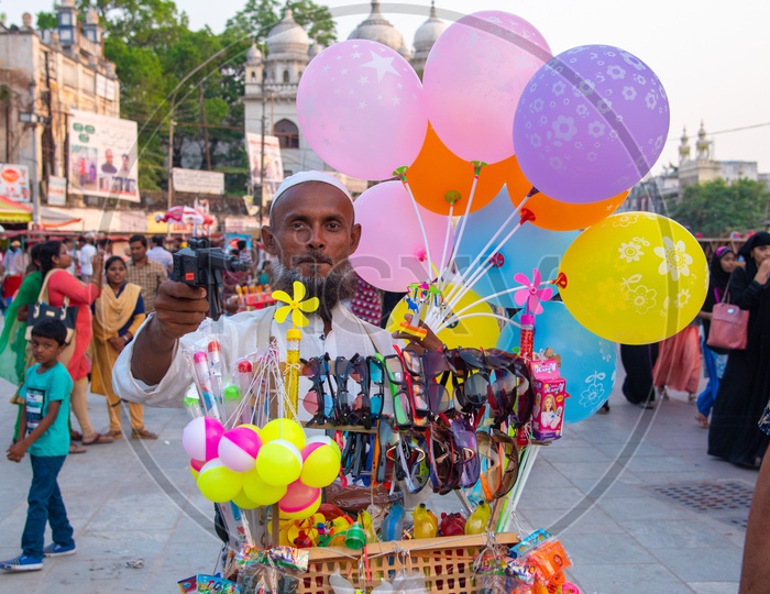 Vendor selling toys at Charminar