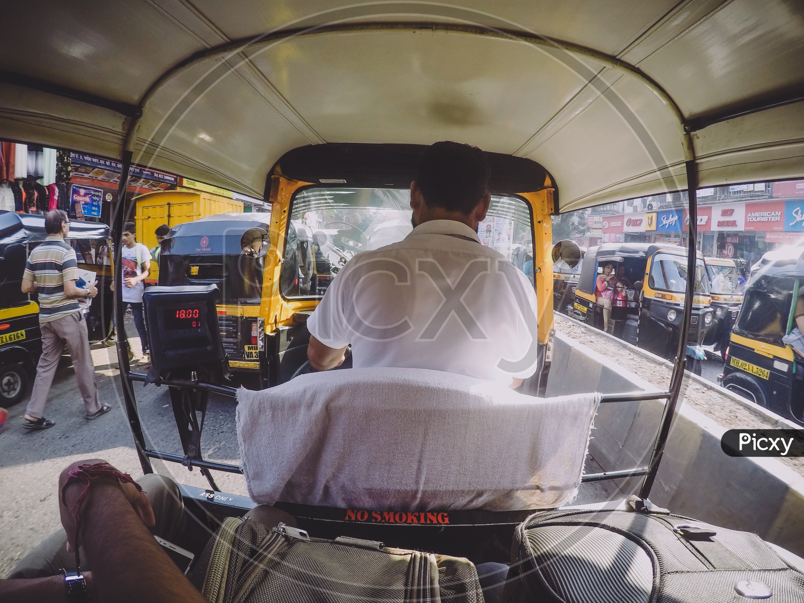 chaotic rickshaw ride!