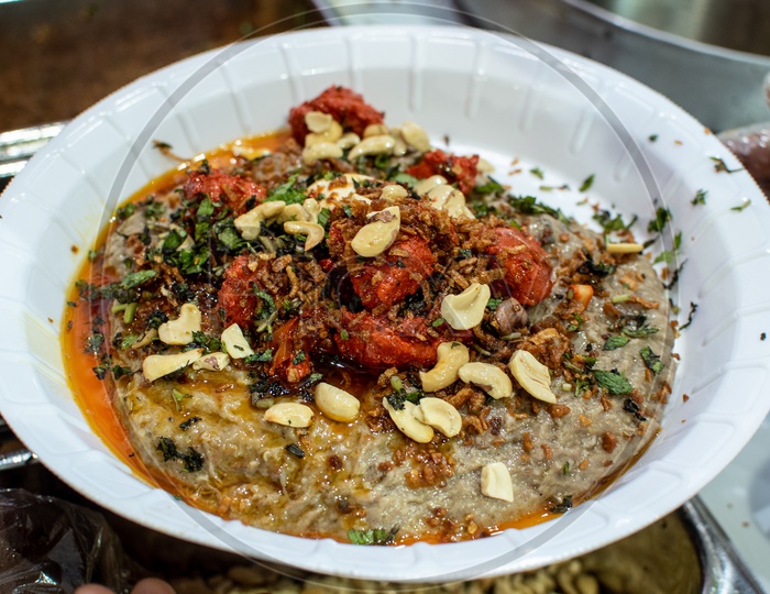 Irani Haleem at Cafe 555