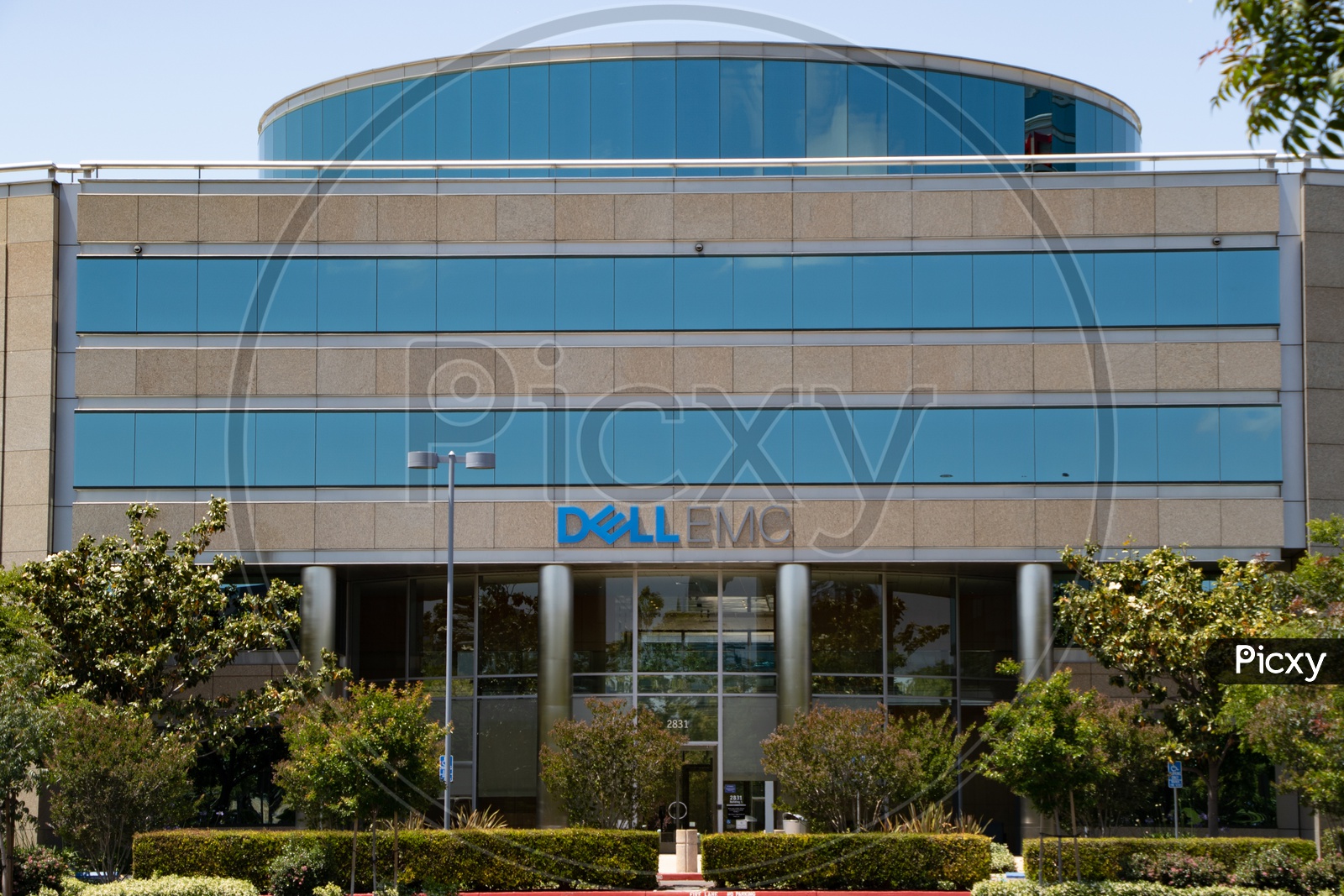Image of Dell Corporate office-HM121105-Picxy
