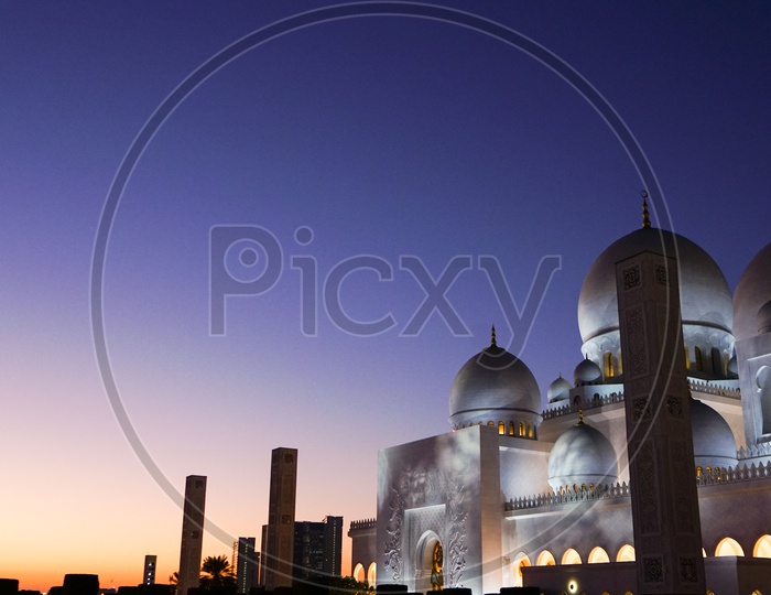 Sunset by Sheik Zayad Mosque