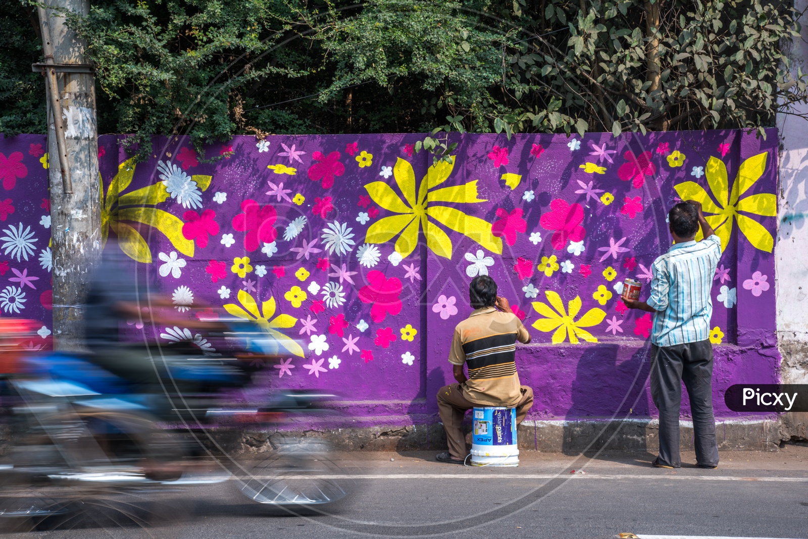 Wall Arts in MG Road, Vijayawada.