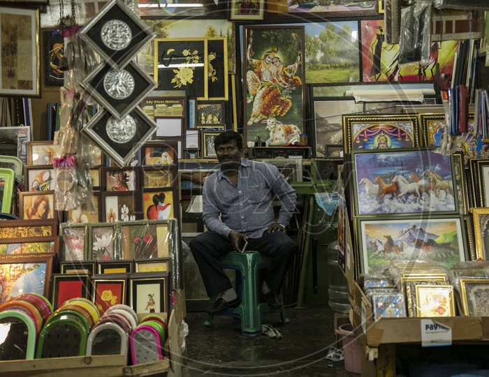 the picture shop, jayanagar market