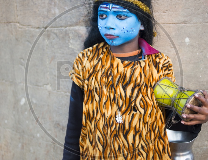 Kid in Lord Shiva attire at Varanasi