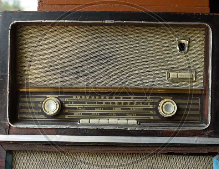 Old Radio from 1960