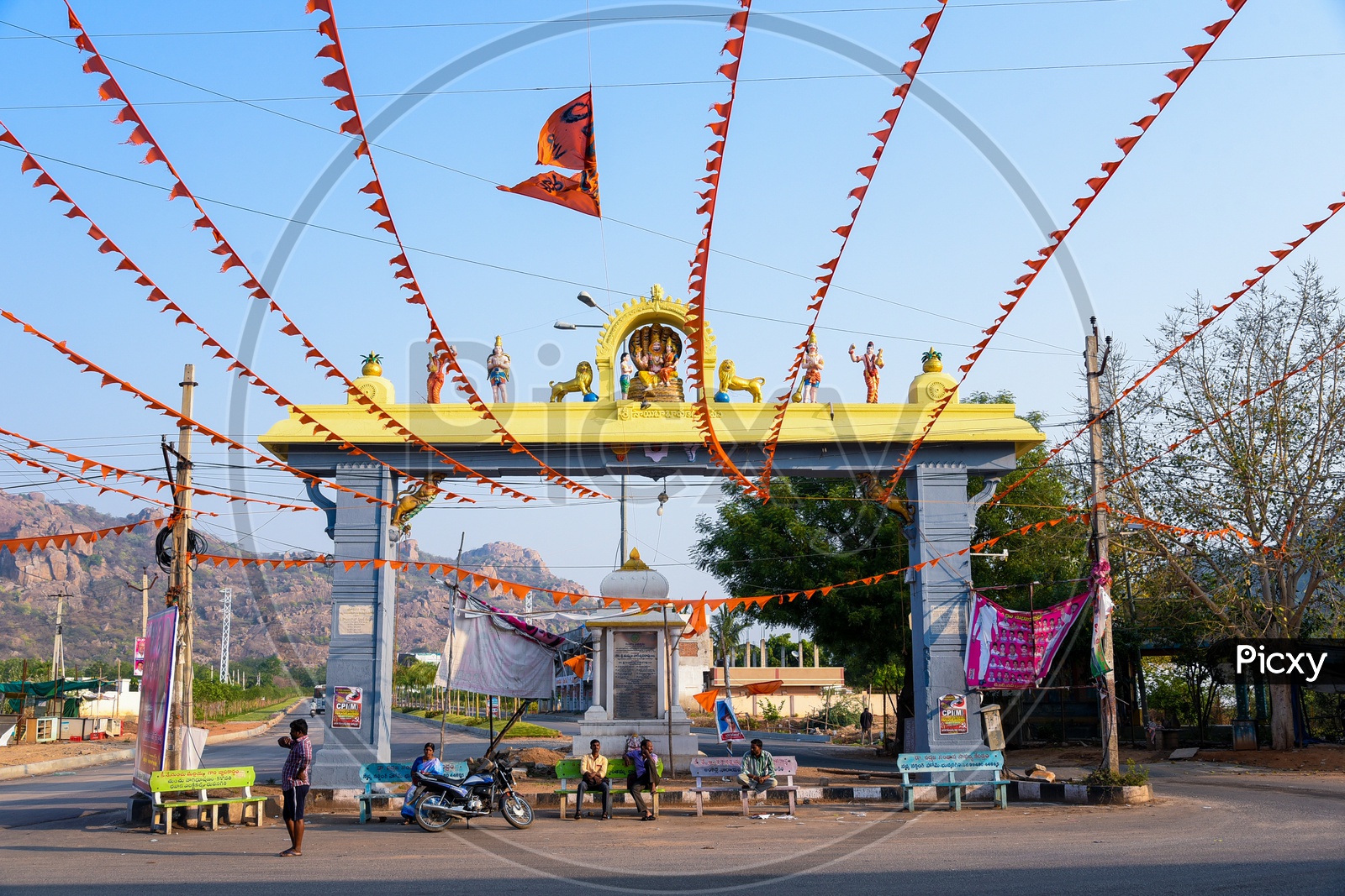Entrance Kamaan from Hyderabad  Warangal Highway to Yadagiri Temple