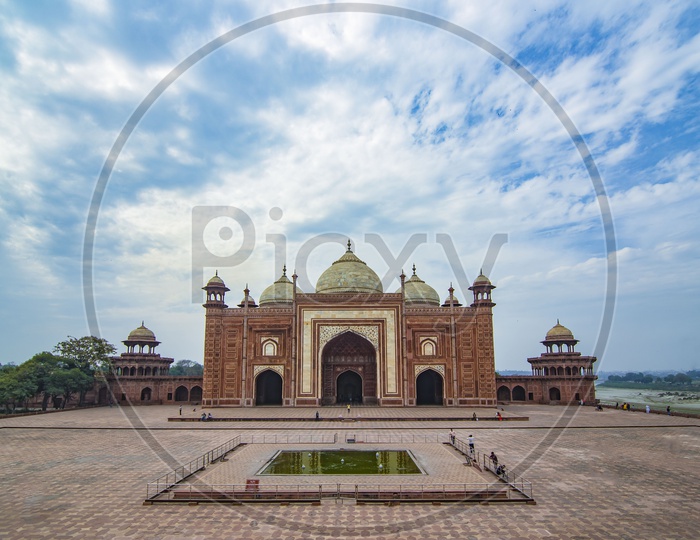 Jama Masjid Taj Mahal