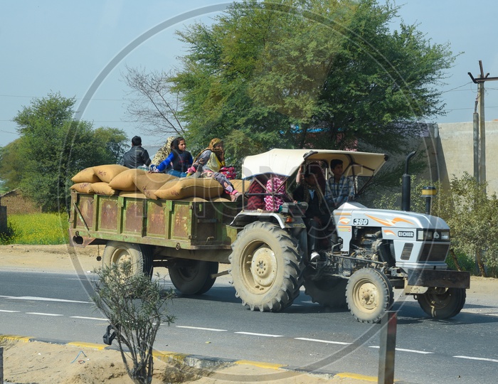 Tractor on outskirts of Jaipur City
