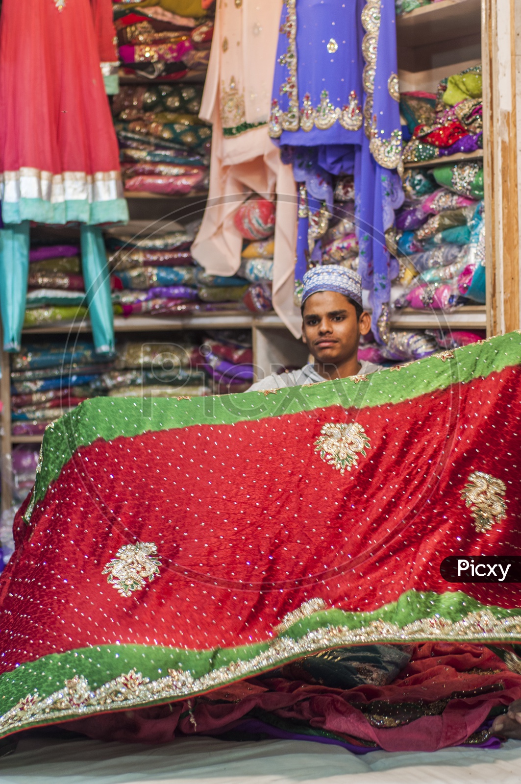 Saree Shops around Charminar