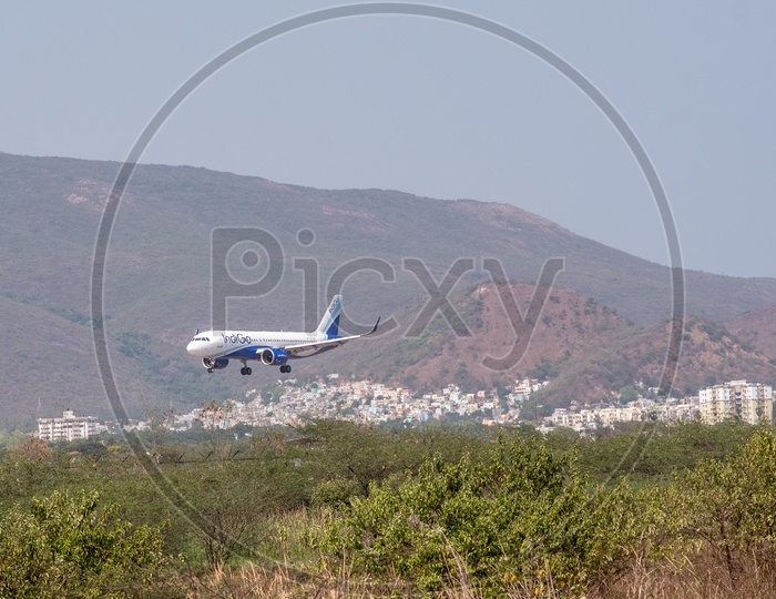 flight landing in vizag airport