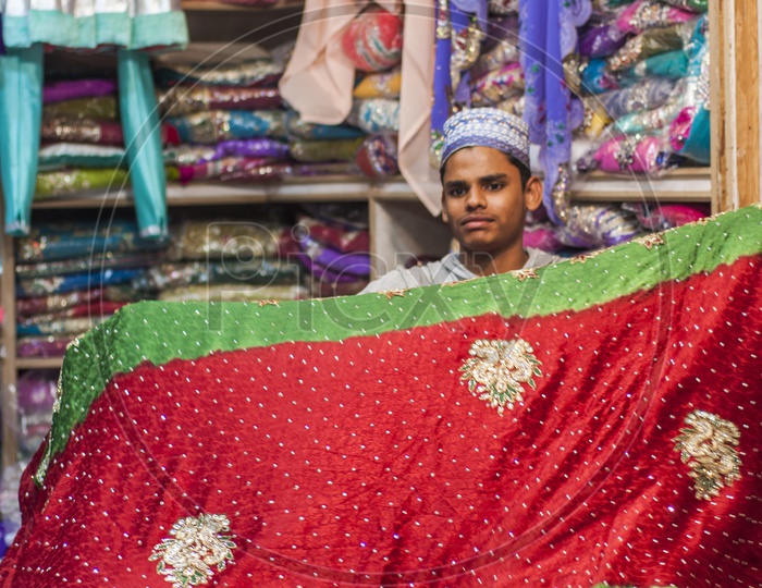 Saree Shops around Charminar