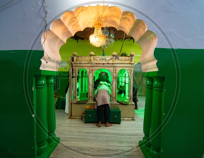 Pahadi Shareef /  Dargah of Hazrath Syedna Baba Sharfuddin