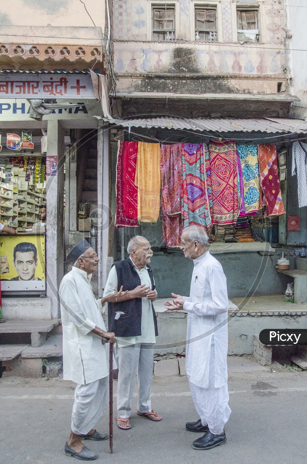 Old People on the Streets of Bundi, Rajasthan