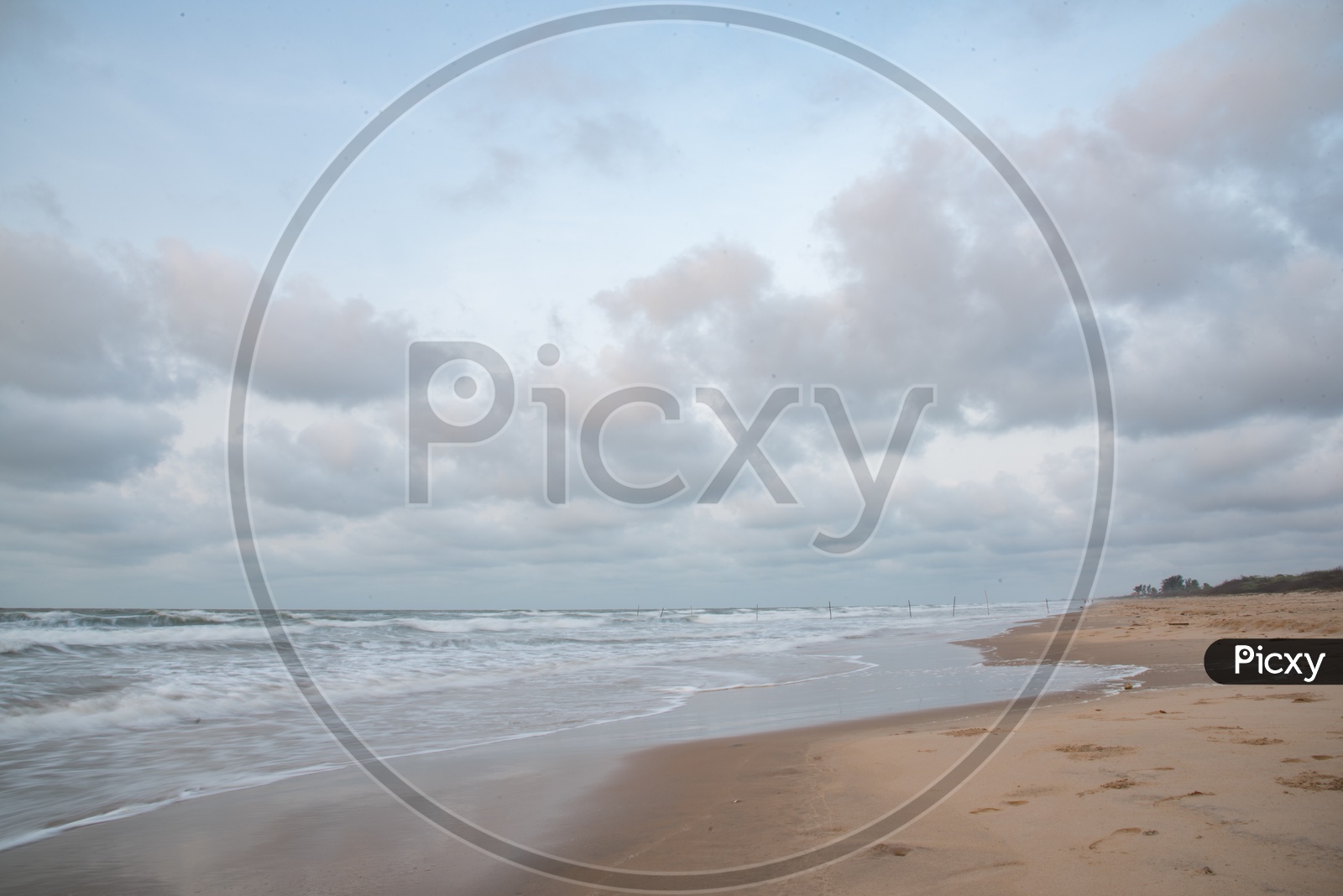 Surya Lanka Beach
