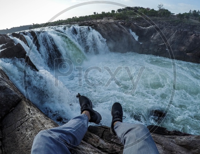 Living on edge, The Dhuandhar Falls
