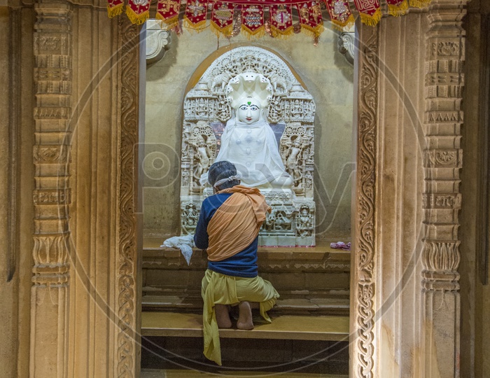 Hindu Priest at Jain Temple, Jaisalmer