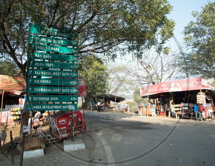 Street sign in Agra