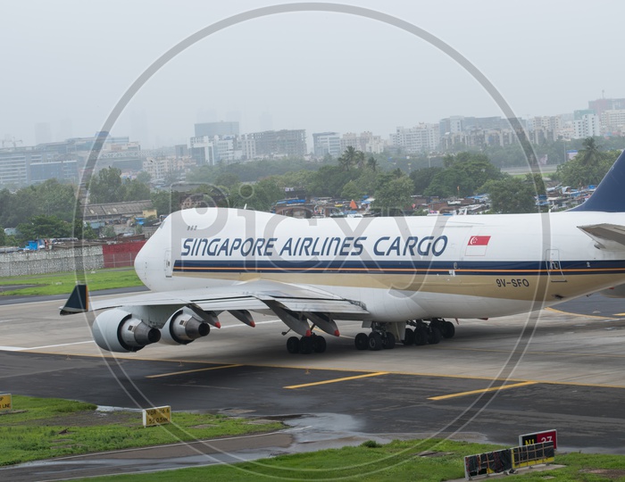 Singapore Airlines B747