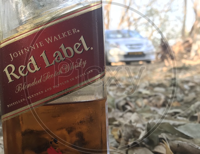 Red label, Alcohol