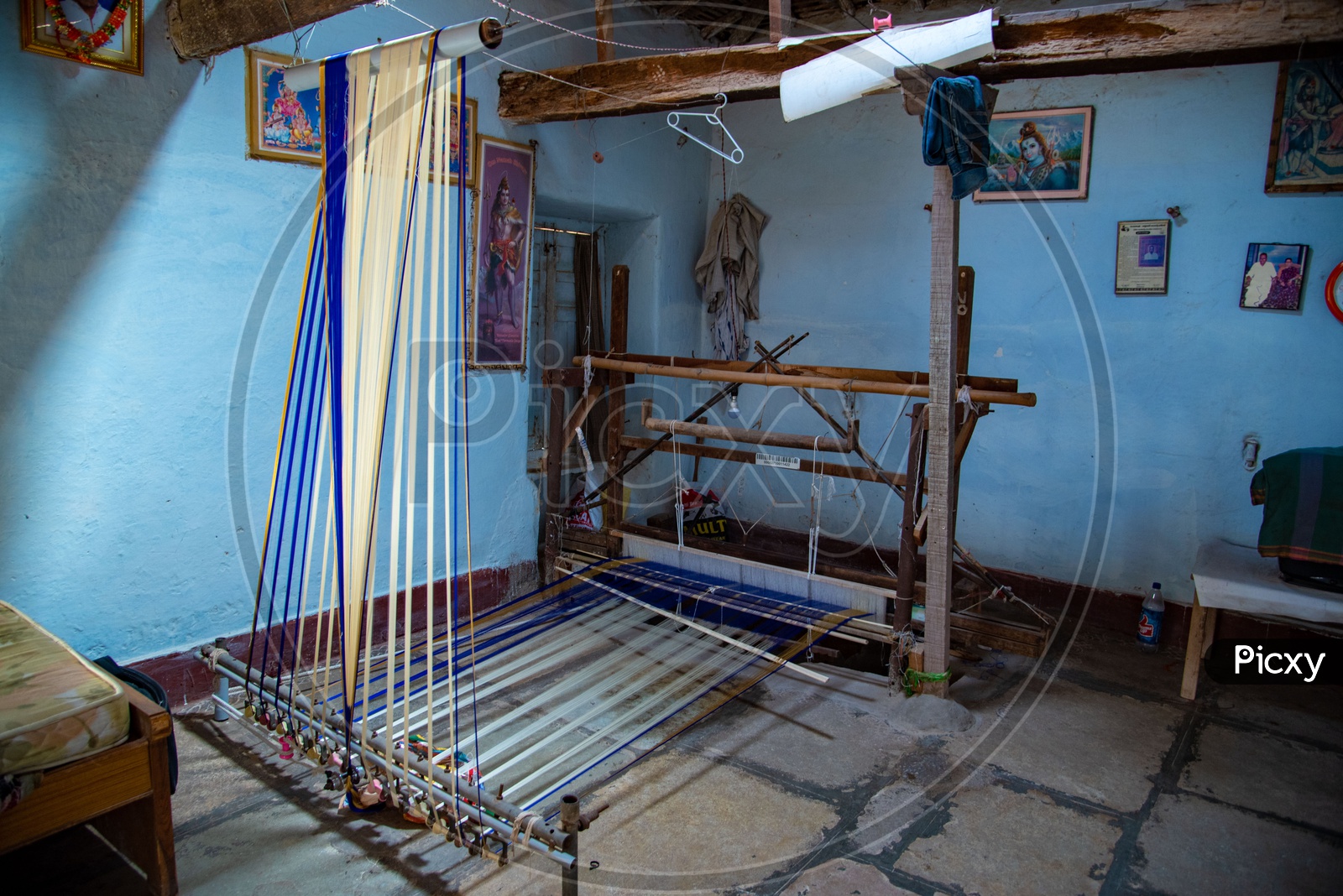 Hand operated weaving spindle in Pochampally Village