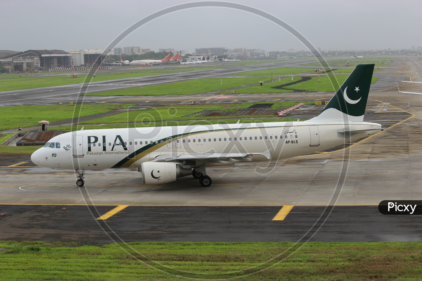 PIA A320, Pakistan International Airlines at Mumbai Airport.